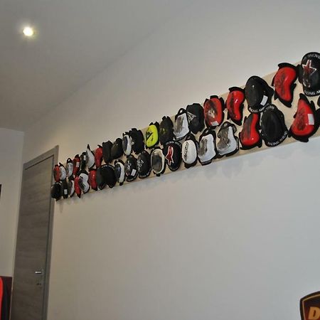 Bed and Breakfast Italian Piston House Sport Moto Rent Millesimo Esterno foto